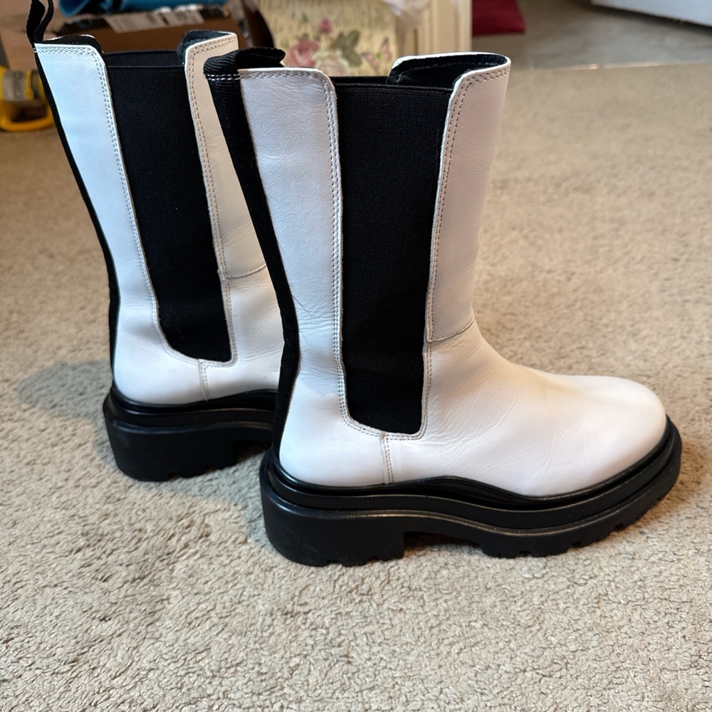 Women’s Aqua Jessy Leather White & Black
Platform Pull On Mid Calf Boots